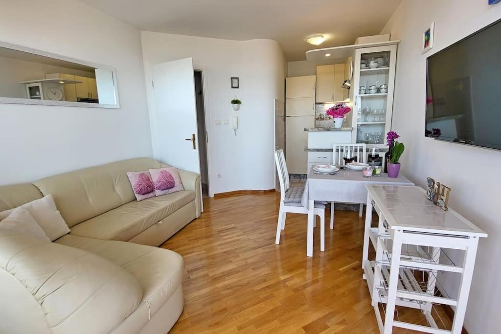 Apartment Summer Vibes Split Exteriör bild